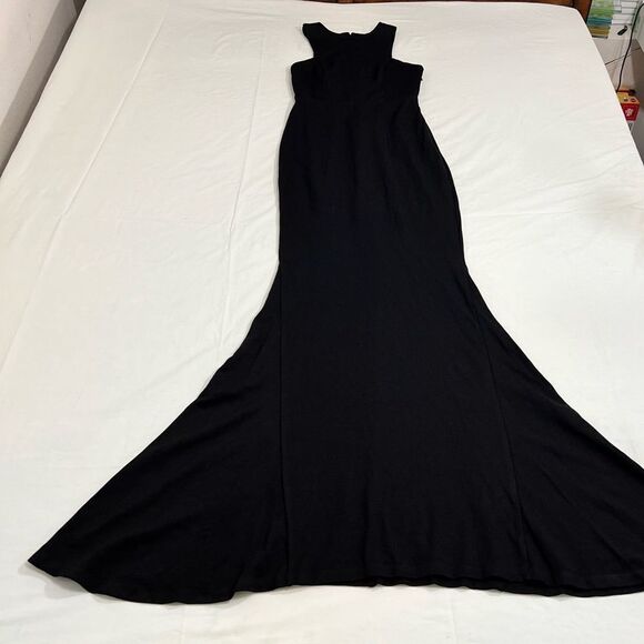 Lovers+ Friends Black Abbey Maxi Gown Size Small Sleeveless Fishtail Style - Picture 10 of 15